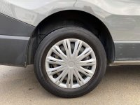 NISSAN NV300